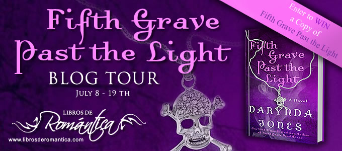 Darynda Jones nos habla de Fifth grave past the light